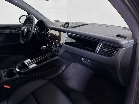New 2025 Porsche Macan AWD/4WD image 22