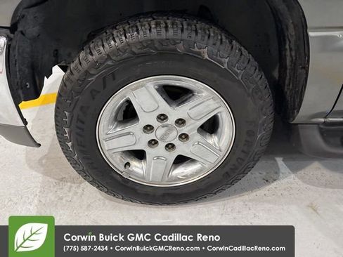 Used 2002 GMC Yukon SLT image 32