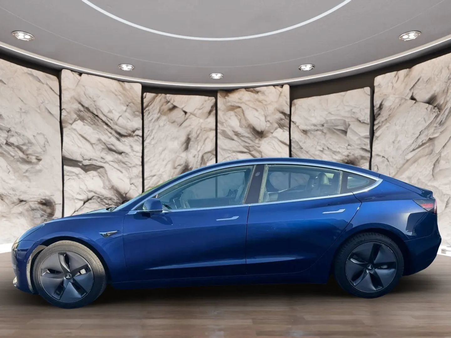 Used 2018 Tesla Model 3 Long Range RWD image 5