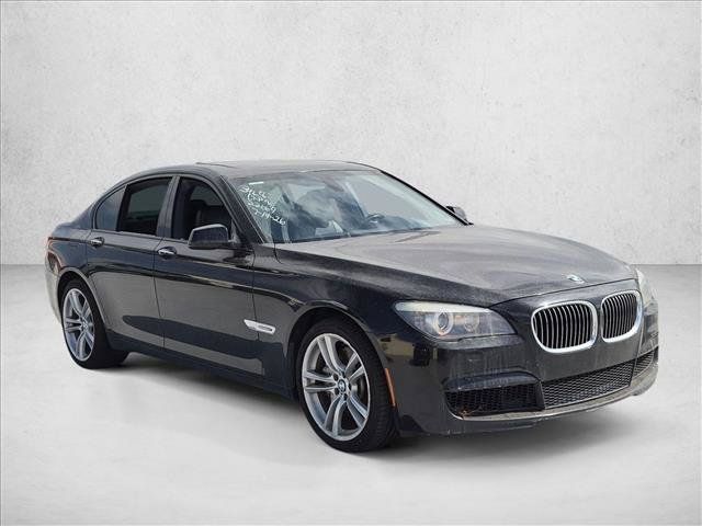 Used 2012 BMW 750i RWD image 3