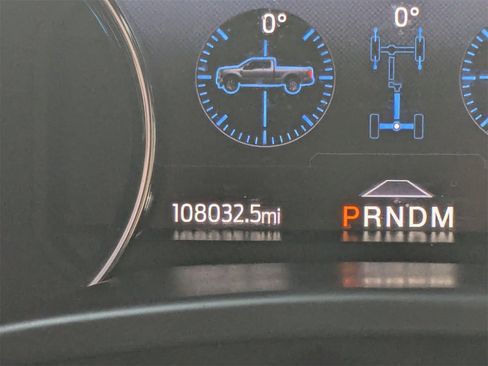 Used 2022 Ford F450 Platinum w/ FX4 Off-Road Package image 33