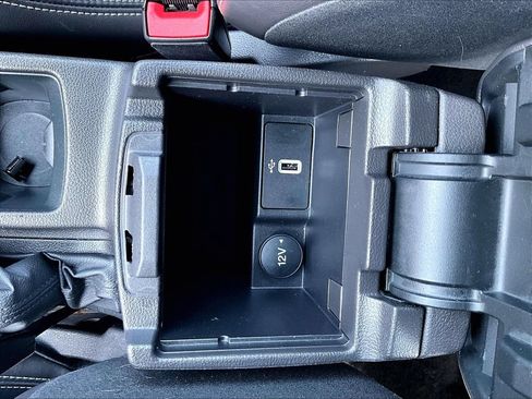 Used 2016 Ford Focus ST w/ Equipment Group 402A FWD image 30