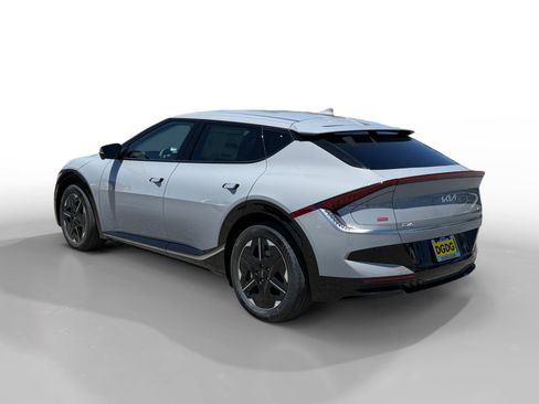 New 2026 Kia EV6 Wind RWD image 3
