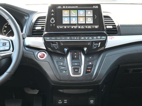 Used 2025 Honda Odyssey EX-L image 31