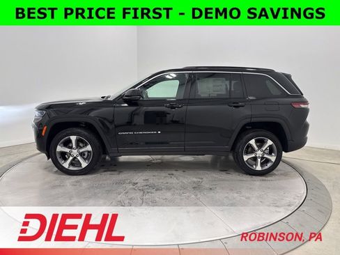 New 2026 Jeep Grand Cherokee Limited AWD/4WD image 4