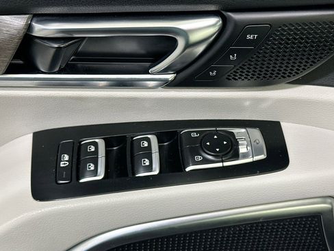 Used 2021 Kia Telluride SX w/ Towing Package image 16