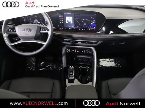 Certified 2025 Audi Q5 Premium w/ 19" Wheel Package image 25