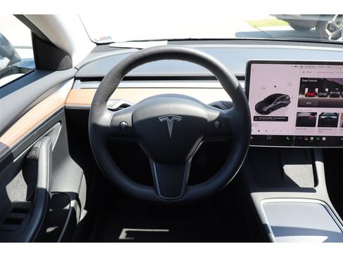 Used 2023 Tesla Model 3 Standard Range RWD image 18
