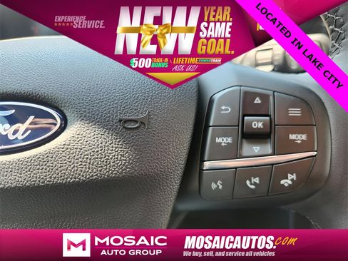 New 2025 Ford Maverick Lariat w/ Black Appearance Package image 23