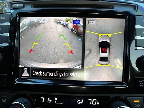 Used 2023 Nissan Maxima SR w/ Sport Mat Group image 26