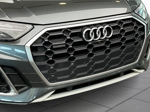 Used 2023 Audi Q5 2.0T Premium Plus w/ Premium Plus Package AWD/4WD image 50