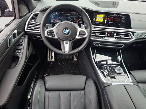 Used 2021 BMW X5 M50i w/ Executive Package image 12