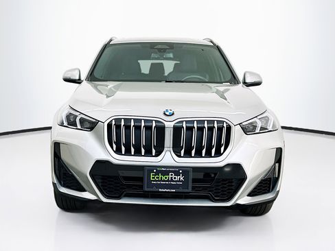 Used 2025 BMW X1 xDrive28i w/ M Sport Package AWD/4WD image 2