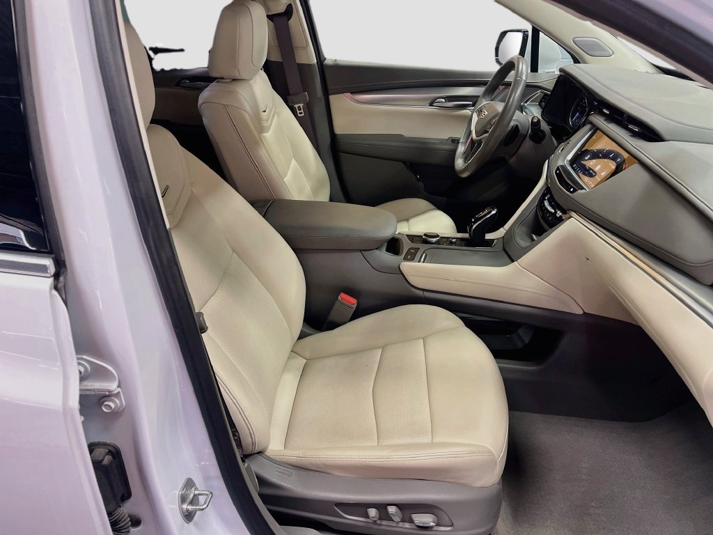 Used 2024 Cadillac XT5 Premium Luxury AWD/4WD image 29