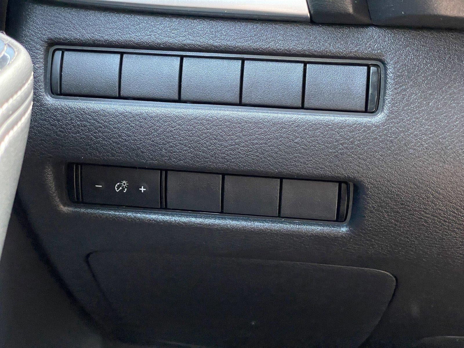 Used 2021 Nissan Rogue S FWD image 33