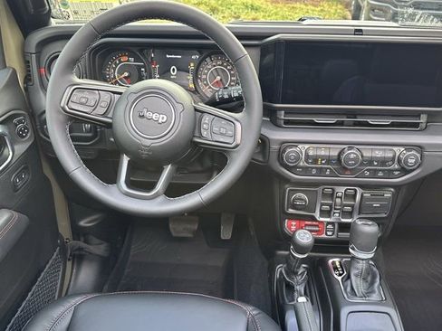 New 2026 Jeep Wrangler Unlimited Rubicon image 21