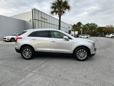 Used 2017 Cadillac XT5 Luxury image 18
