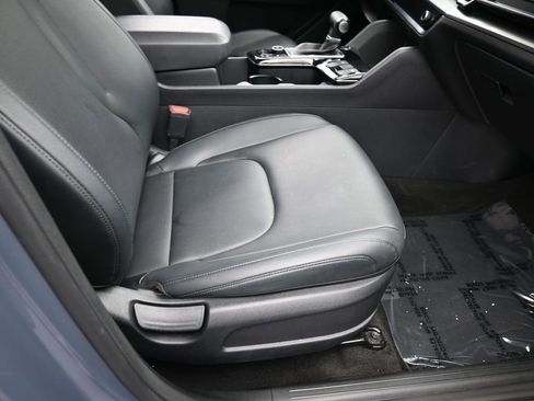 Used 2024 Kia Sportage EX image 44