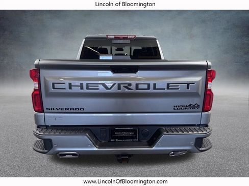 Used 2025 Chevrolet Silverado 1500 High Country w/ LPO, Dark Essentials Package AWD/4WD image 5