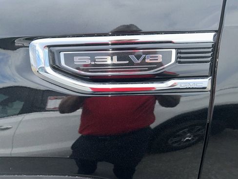 Used 2025 GMC Sierra 1500 SLT image 13