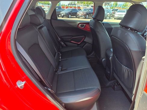 Used 2022 Kia Soul Turbo image 24