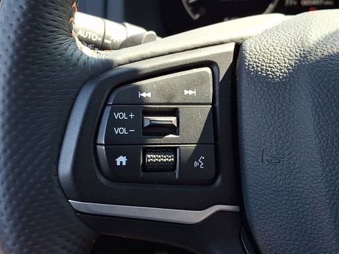 Used 2025 Honda Ridgeline TrailSport image 21