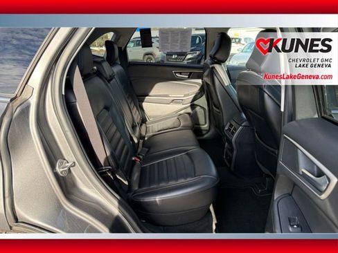 Used 2023 Ford Edge SEL image 15
