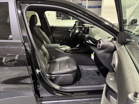 New 2026 Chevrolet Trax RS w/ Driver Confidence Package image 14