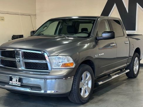 Used 2009 Dodge Ram 1500 Truck SLT image 1