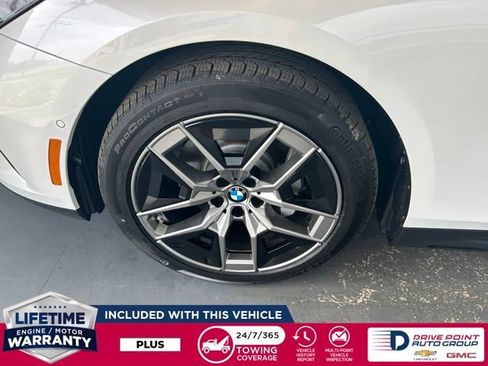 Used 2026 BMW 530i xDrive w/ Premium Package AWD/4WD image 8