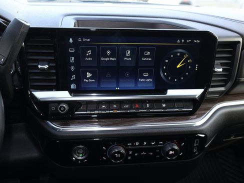 Used 2023 Chevrolet Silverado 1500 LT image 12