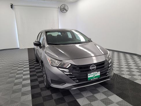 Used 2024 Nissan Versa S w/ S Plus Package image 14