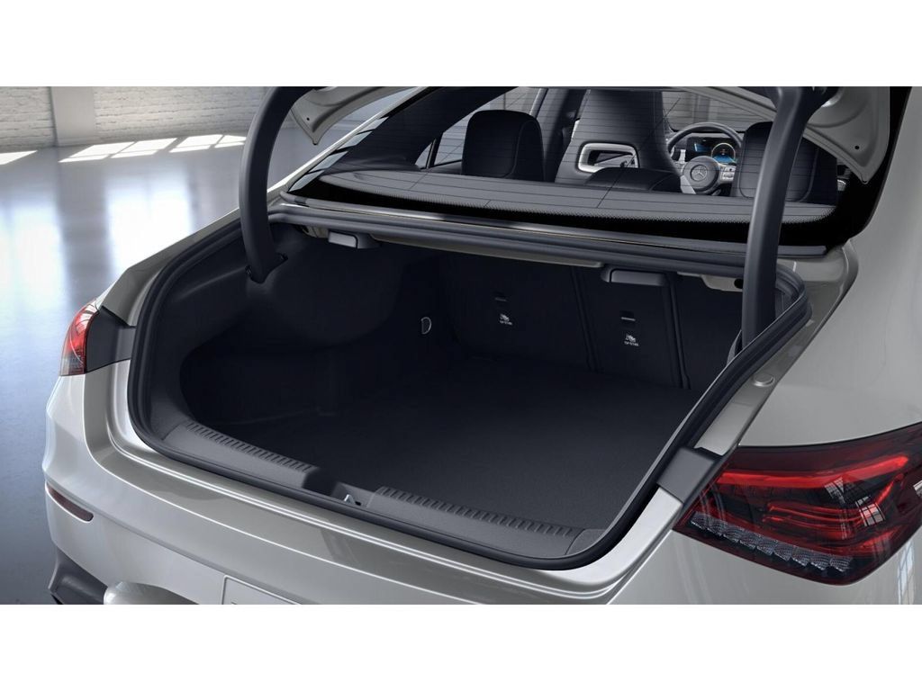 Certified 2022 Mercedes-Benz CLA 35 AMG 4MATIC image 7