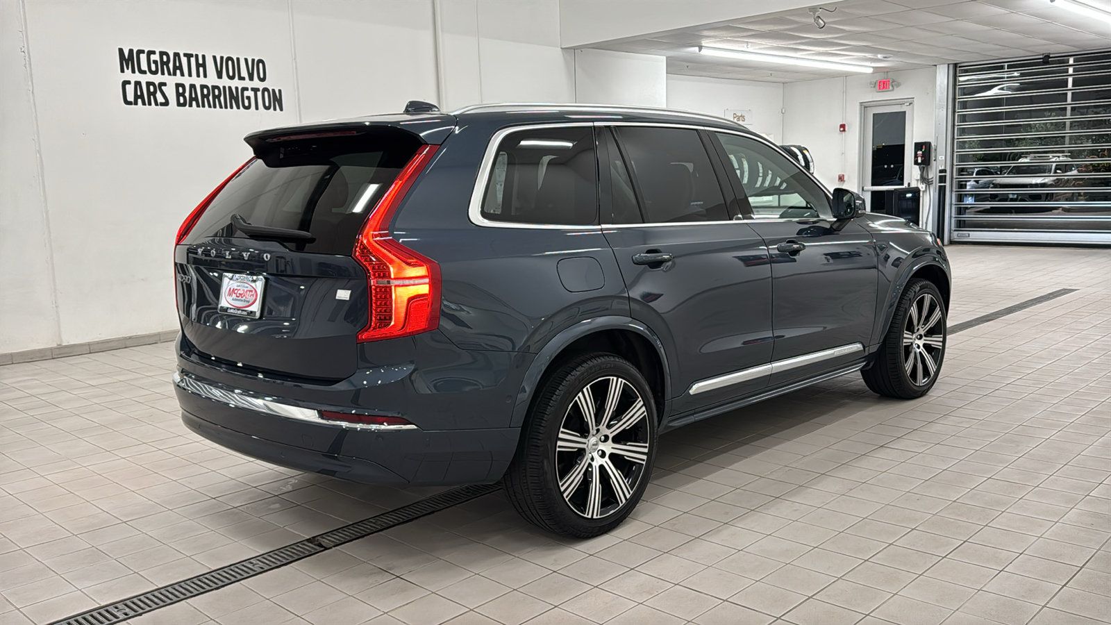Used 2024 Volvo XC90 T8 Plus AWD/4WD image 5