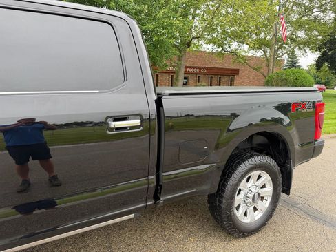 Used 2022 Ford F250 Platinum AWD/4WD image 16