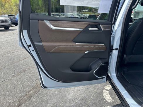 New 2026 GMC Acadia Denali Ultimate image 33