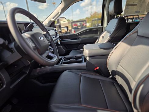 New 2026 Ford F250 Lariat w/ Black Appearance Package AWD/4WD image 15