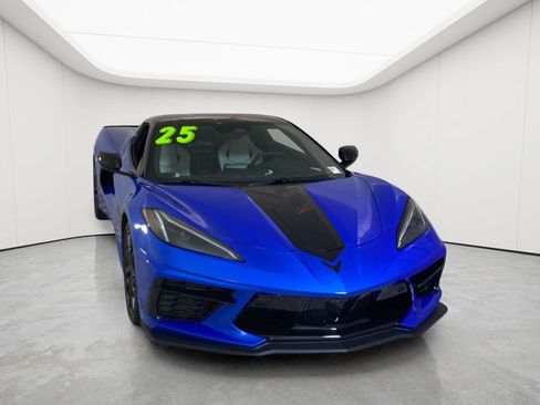 Used 2025 Chevrolet Corvette Stingray Preferred Conv RWD image 1