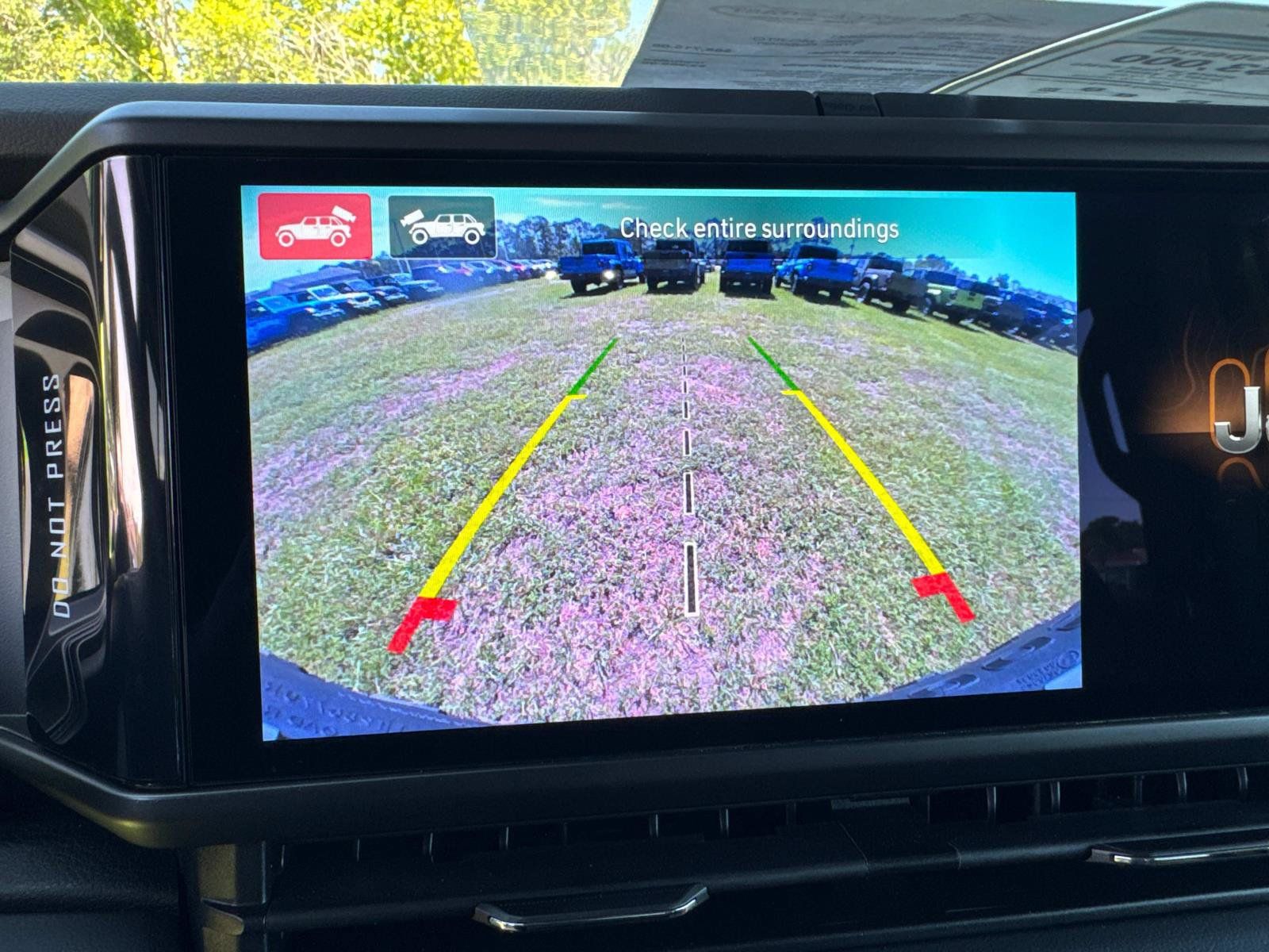 New 2025 Jeep Wrangler Unlimited Rubicon w/ Safety Group AWD/4WD image 21