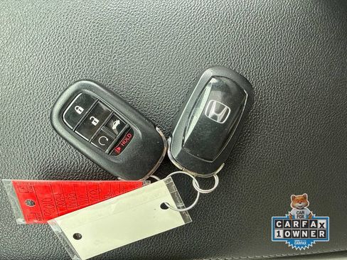 Used 2024 Honda Civic Touring image 24