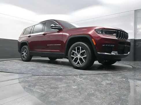 New 2025 Jeep Grand Cherokee L Limited image 19