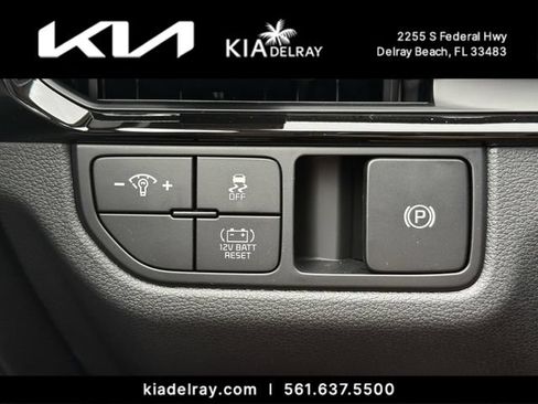 New 2026 Kia Sportage LX FWD image 25