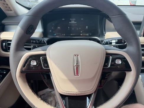Used 2024 Lincoln Aviator 2WD w/ Premium Package image 22