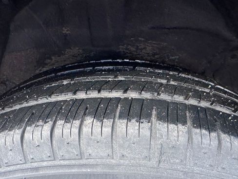 Used 2014 Toyota RAV4 LE image 32