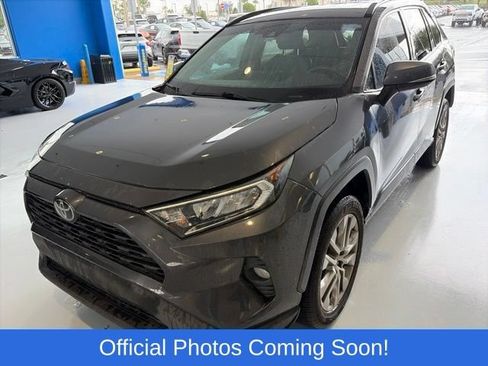 Used 2021 Toyota RAV4 XLE Premium FWD image 2
