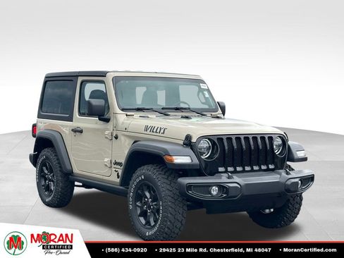 Used 2022 Jeep Wrangler Sport AWD/4WD image 7