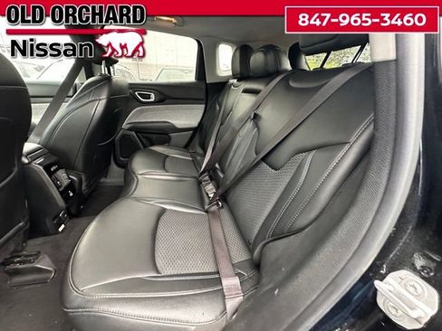 Used 2022 Jeep Compass Latitude w/ Convenience Group FWD image 14