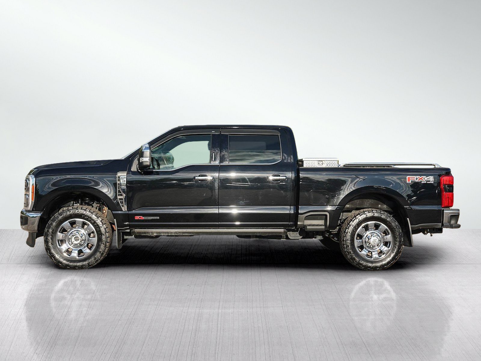 Used 2023 Ford F350 King Ranch AWD/4WD image 2