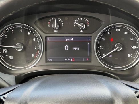 Used 2023 Buick Enclave Essence w/ Experience Buick Package AWD/4WD image 10
