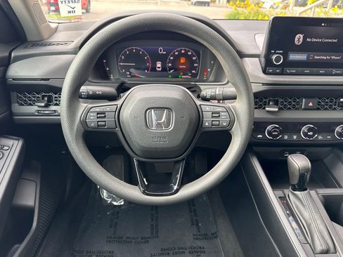 Certified 2023 Honda Accord EX image 14